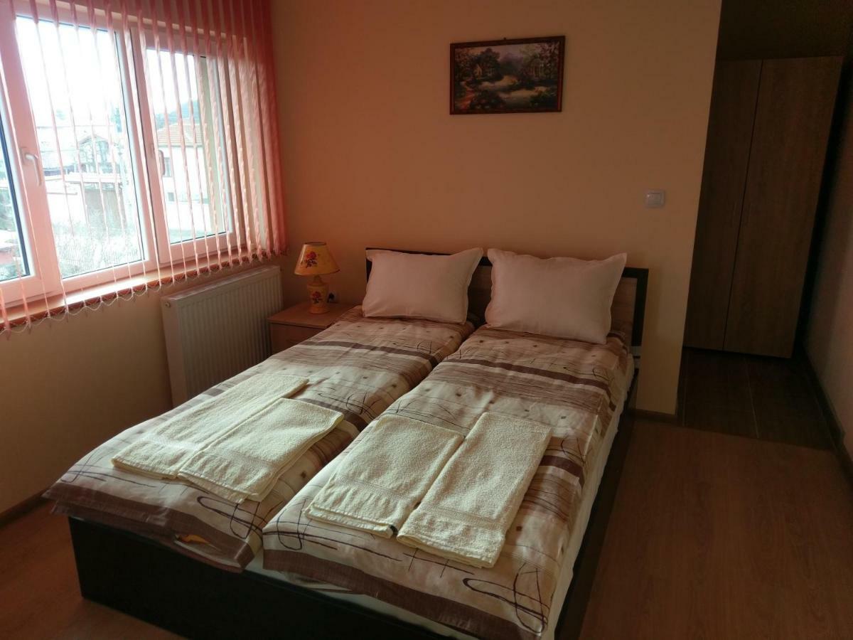 Стаи За Гости Елени Shiroki Dol Eksteriør bilde
